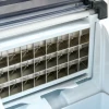  Ijsblokjesmachine 20 Kg/24u 2,3 ​​L Ijsblokjesmaker Met 3,2 L Watertank Display Ice Cube Maker Machine - IJsblokjesmaker Zelfreinigend Roestvrij Staal Zilver 25,2 X 36 X 37,1 Cm 9