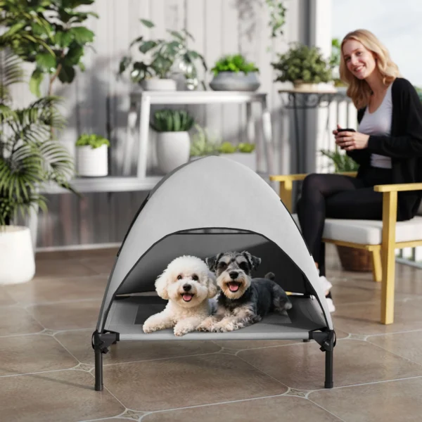Hondenligbed buiten met dak, verhoogd hondenbed voor middelgrote honden, verkoelend huisdierligbed met wasbaar mesh metalen frame draagtas, huisdierbed voor buiten kamperen 76x61x71cm, lichtgrijs 9