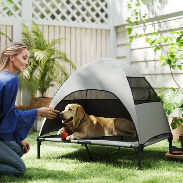 Hondenligbed outdoor met dak, verhoogd hondenbed voor grote honden, verkoelend huisdierligbed met wasbaar mesh metalen frame draagtas, huisdierbed voor buiten kamperen 91x76x90cm, lichtgrijs 2