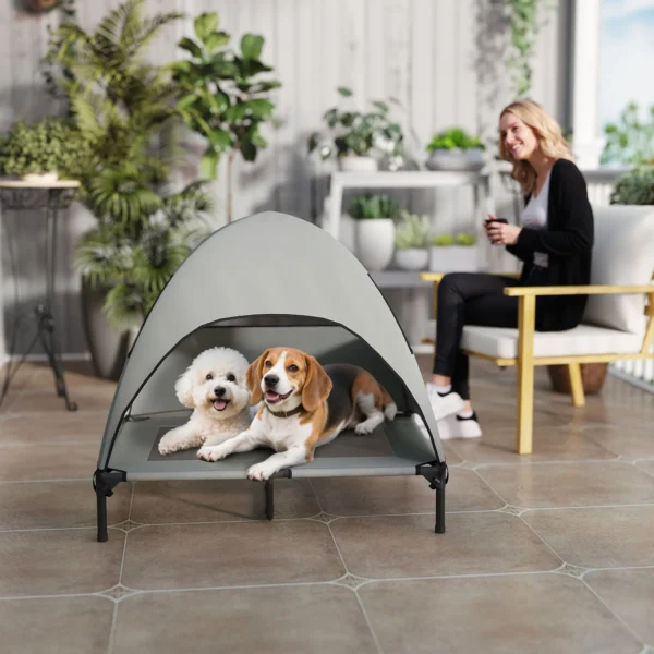 Hondenligbed outdoor met dak, verhoogd hondenbed voor grote honden, verkoelend huisdierligbed met wasbaar mesh metalen frame draagtas, huisdierbed voor buiten kamperen 91x76x90cm, lichtgrijs 9