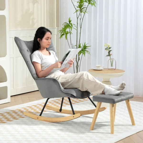 Schommelstoel met kruk, relaxstoel met kussen, fluweelachtig, oorfauteuil met houten poten voor slaapkamer, woonkamer, 66 x 96 x 101 cm, donkergrijs 2