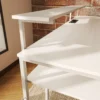 Bureau gaming tafel l vorm met plank, computertafel met monitorstandaard, stopcontact, usb oplaadpoort hoekbureau voor thuisbureau, slaapkamer, 137 x 140 x 139,5 cm wit 10