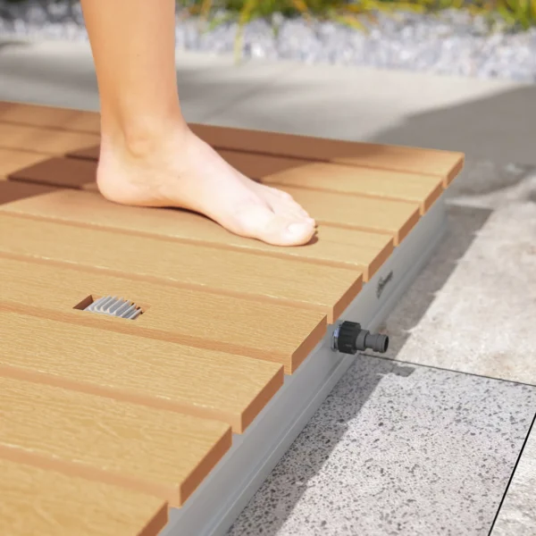 Vloerdouche tuindouche met verstelbaar voetwiel aluminium buitendouche tot 4 m fonteinhoogte 70 x 55 cm saunadouche houtlook antislip weerbestendig outdoor campingdouche voor zwembad sauna 6