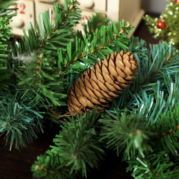 1,8 m kunstmatige kerstkrans bloemdecoratie met 162 punten 8 dennenappels groen 10