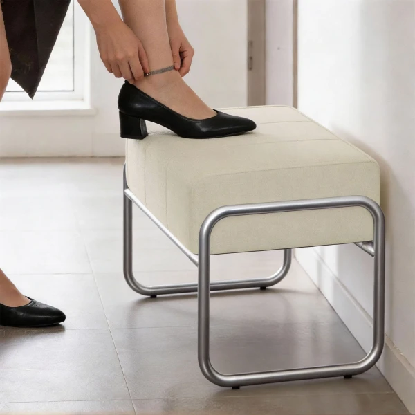 Voetenbankje Zithocker Dik Gevoerde Hocker Met Chenille Stof Stalen Poten Voor Slaapkamer, Beige