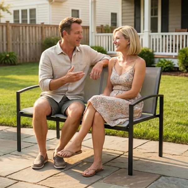 Tuinbank 2 zits Weerbestendig Metaal Buiten Zitbank Met Ademende Zitting Gebogen Armleuningen 112 X 66 X 80 Cm Grijs