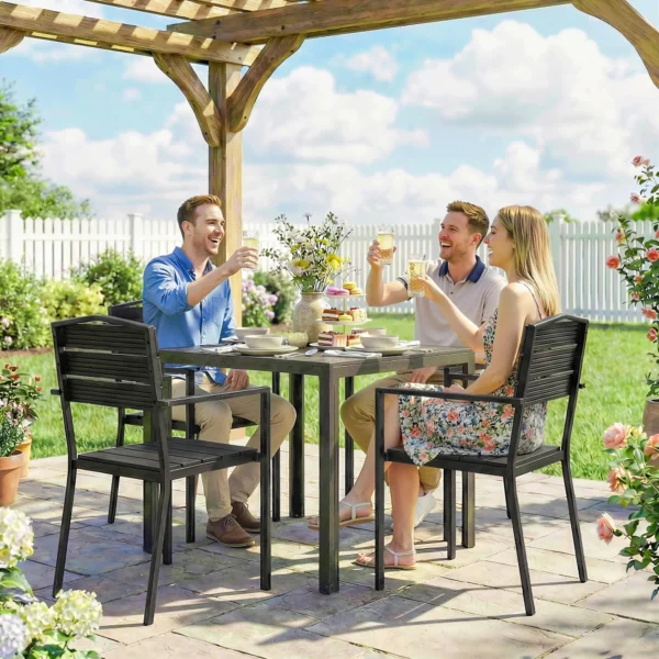 Tuinstoelen 4 delige Set Stapelbare Terrasstoelen Met Lamellenontwerp Armleuningen 52 X 51 X 90 Cm Zwart