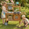 Modderkeuken Kinderen Buitenspeelkeuken Van Hout Met Kraan Spoelbak Plantenbak Wielen Opslagruimte Voor 3 6 Jaar Bruin
