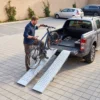 2er Set Klappbare Auffahrrampe Metall Schwellenrampe Mit Griffen Bis 400 Kg, Für Reifen Bis 22,5 Cm