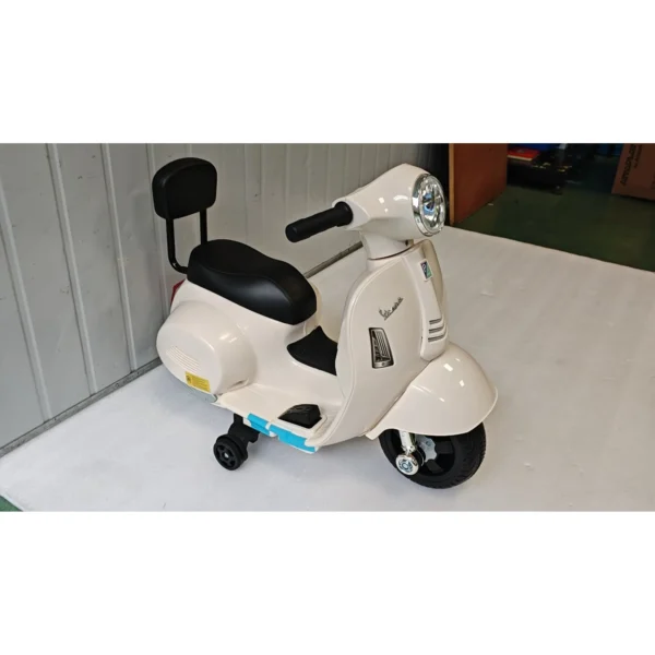 Elektrische Motorfiets Kinderen Mini Vespa GTS 6V Elektrische Motorfiets Met Lithium Batterij Ergonomische Zitplaats Rugleuning 1,5 3 Jaar