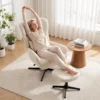 360° Draaibare Loungestoel Met Kruk, In Hoogte Verstelbaar, Chenille bekleding, Met Lendekussen, Crèmewit