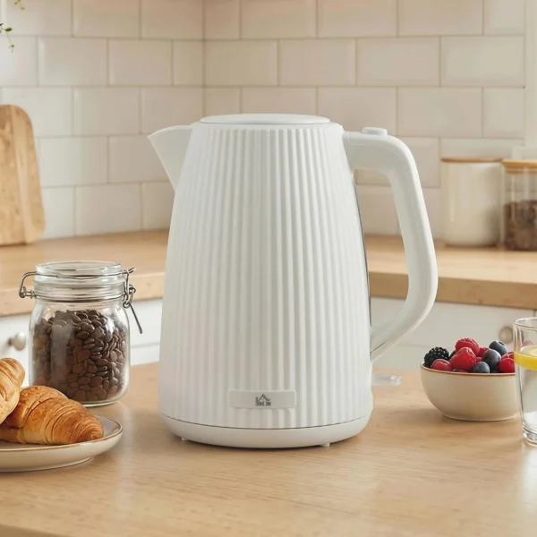 Elektrischer Wasserkocher, 1,7L Schnellkochfunktion, 2200W, Mit Herausnehmbarem Kalkfilter, Abschaltautomatik, Cremeweiß