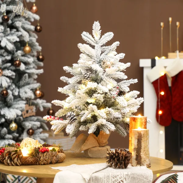 Mini 60cm Kerstboom Met 35 LED lampjes, Sneeuw effect, Mini tafelboom Met Dennenappels, Kunstmatige Kerstboom Voor Kerstdecoratie, Wit