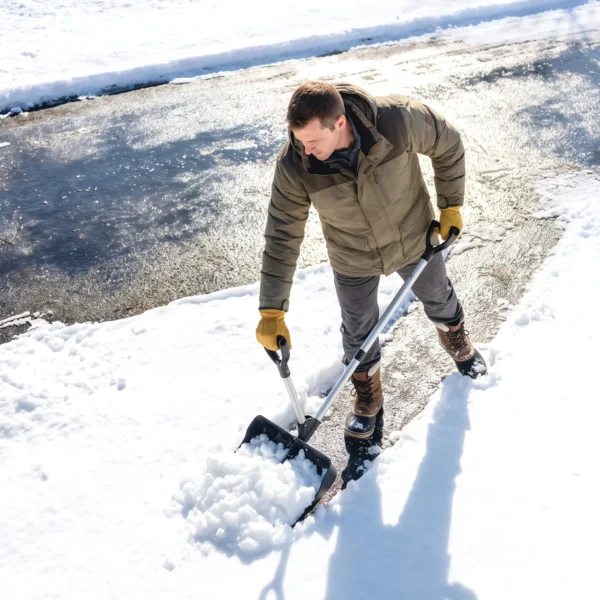 Sneeuwschuiver 45 Cm Breed Kunststof Sneeuwschep Met Ergonomische Extra Handvat, Sneeuwruimer Met Aluminiumsteel Metalen Rand