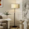 Staande Lamp Met Afstandsbediening, In Hoogte Verstelbaar, Stoffen Kap, Metalen Standaard, Aanpasbare Helderheid, Voetschakelaar, Zwart